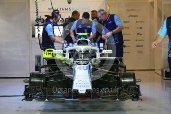 World © Octane Photographic Ltd. Formula 1 –  Abu Dhabi GP - Pit Lane. Williams Martini Racing FW41 – Robert Kubica. Yas Marina Circuit, Abu Dhabi. Thursday 22nd November 2018.