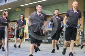 World © Octane Photographic Ltd. Formula 1 –  Abu Dhabi GP - Pit Lane. Haas F1 Team VF-18 – practice pit stop. Yas Marina Circuit, Abu Dhabi. Thursday 22nd November 2018.