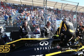 World © Octane Photographic Ltd. Formula 1 – Australian GP - Grid. Renault Sport F1 Team RS18 – Carlos Sainz. Albert Park, Melbourne, Australia. Sunday 25th March 2018.