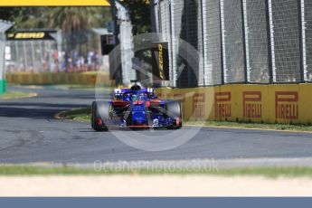 World © Octane Photographic Ltd. Formula 1 – Australian GP - Friday Practice 1. Scuderia Toro Rosso STR13 – Brendon Hartley. Albert Park, Melbourne, Australia. Friday 23rd March 2018.