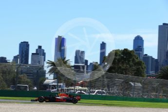 World © Octane Photographic Ltd. Formula 1 – Australian GP - Friday Practice 1. Aston Martin Red Bull Racing TAG Heuer RB14 – Daniel Ricciardo. Albert Park, Melbourne, Australia. Friday 23rd March 2018.