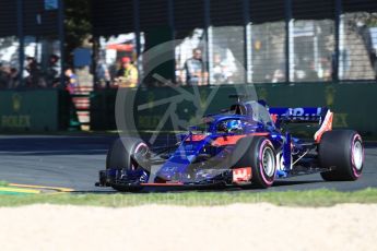 World © Octane Photographic Ltd. Formula 1 – Australian GP - Friday Practice 2. Scuderia Toro Rosso STR13 – Brendon Hartley. Albert Park, Melbourne, Australia. Friday 23rd March 2018.