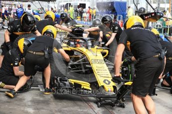 World © Octane Photographic Ltd. Formula 1 – Australian GP - Practice 3. Renault Sport F1 Team RS18 – Carlos Sainz pitstop practice. Albert Park, Melbourne, Australia. Saturday 24th March 2018.