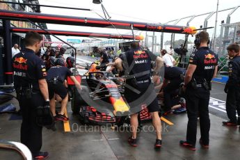 World © Octane Photographic Ltd. Formula 1 – Australian GP - Practice 3. Aston Martin Red Bull Racing TAG Heuer RB14 – Max Verstappen. Albert Park, Melbourne, Australia. Saturday 24th March 2018.