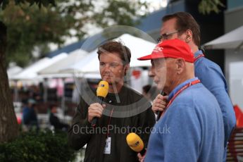 World © Octane Photographic Ltd. Formula 1 – Australian GP - Qualifying. Mercedes AMG Petronas Motorsport Niki Lauda and Nico Rosberg. Albert Park, Melbourne, Australia. Saturday 24th March 2018.