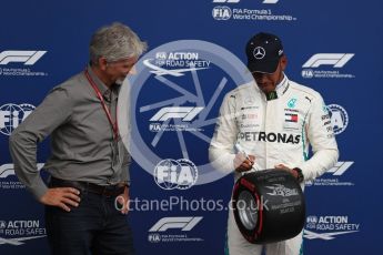 World © Octane Photographic Ltd. Formula 1 – Belgian GP - Qualifying. Mercedes AMG Petronas Motorsport AMG F1 W09 EQ Power+ - Lewis Hamilton and Damon Hill. Spa-Francorchamps, Belgium. Saturday 25th August 2018.