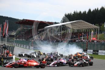 World © Octane Photographic Ltd. Formula 1 – Belgian GP - Race. Renault Sport F1 Team RS18 – Nico Hulkenberg locks up and hits McLaren MCL33 – Fernando Alonso causing a crash. Spa-Francorchamps, Belgium. Sunday 26th August 2018.