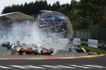 World © Octane Photographic Ltd. Formula 1 – Belgian GP - Race. Renault Sport F1 Team RS18 – Nico Hulkenberg locks up and hits McLaren MCL33 – Fernando Alonso causing a crash. Spa-Francorchamps, Belgium. Sunday 26th August 2018.