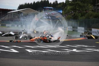 World © Octane Photographic Ltd. Formula 1 – Belgian GP - Race. Renault Sport F1 Team RS18 – Nico Hulkenberg locks up and hits McLaren MCL33 – Fernando Alonso causing a crash. Spa-Francorchamps, Belgium. Sunday 26th August 2018.