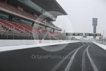 World © Octane Photographic Ltd. Formula 1 – Winter Test 1 – The 3rd day starts with snowfall at the circuit. Circuit de Barcelona-Catalunya, Spain. Wednesday 28th February 2018.