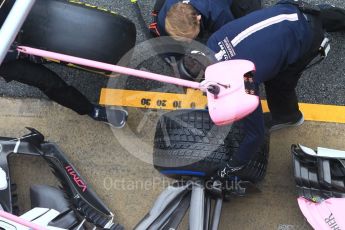 World © Octane Photographic Ltd. Formula 1 – Winter Test 1. Sahara Force India VJM11 Sergio Perez - tyre change practice. Circuit de Barcelona-Catalunya, Spain. Thursday 1st March 2018.