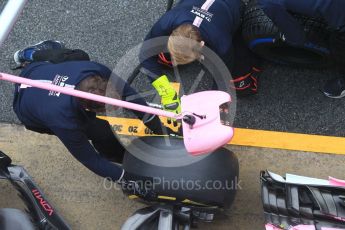 World © Octane Photographic Ltd. Formula 1 – Winter Test 1. Sahara Force India VJM11 Sergio Perez - tyre change practice. Circuit de Barcelona-Catalunya, Spain. Thursday 1st March 2018.