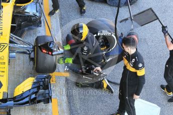 World © Octane Photographic Ltd. Formula 1 – Winter Test 2. Renault Sport F1 Team RS18 tyre change practice– Nico Hulkenberg. Circuit de Barcelona-Catalunya, Spain. Wednesday 7th March 2018.