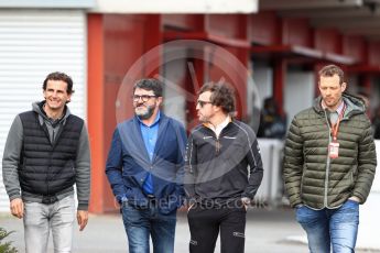 World © Octane Photographic Ltd. Formula 1 – Winter Test 2. McLaren MCL33 – Fernando Alonso, Luis Garcia Abad (Manager), Alexander Wurz and Pedro de la Rosa. Circuit de Barcelona-Catalunya, Spain. Thursday 8th March 2018.