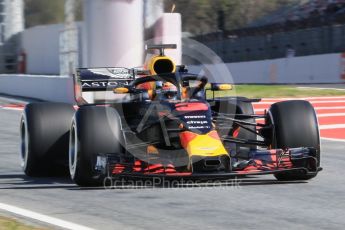 World © Octane Photographic Ltd. Formula 1 – Winter Test 2. Aston Martin Red Bull Racing TAG Heuer RB14 – Daniel Ricciardo. Circuit de Barcelona-Catalunya, Spain. Friday 9th March 2018.