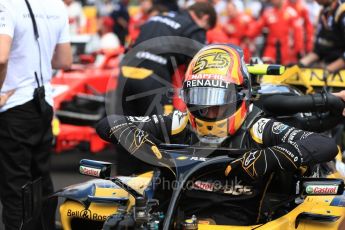 World © Octane Photographic Ltd. Formula 1 – French GP - Grid. Renault Sport F1 Team RS18 – Carlos Sainz. Circuit Paul Ricard, Le Castellet, France. Sunday 24th June 2018.