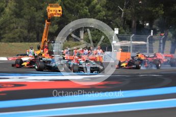 World © Octane Photographic Ltd. Formula 1 – French GP - Race. Mercedes AMG Petronas Motorsport AMG F1 W09 EQ Power+ - Lewis Hamilton leads into Turn 1. Circuit Paul Ricard, Le Castellet, France. Sunday 24th June 2018.