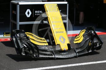 World © Octane Photographic Ltd. Formula 1 – French GP - Pit Lane. Renault Sport F1 Team RS18. Circuit Paul Ricard, Le Castellet, France. Thursday 21st June 2018.