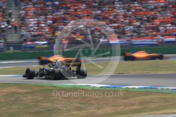 World © Octane Photographic Ltd. Formula 1 – German GP - Race. McLaren MCL33 – Stoffel Vandoorne and Fernando Alonso and Renault Sport F1 Team RS18 – Nico Hulkenberg. Hockenheimring, Baden-Wurttemberg, Germany. Sunday 22nd July 2018.