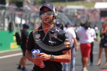World © Octane Photographic Ltd. Formula 1 – Hungarian GP - Drivers’ Parade. Aston Martin Red Bull Racing TAG Heuer RB14 – Daniel Ricciardo. Hungaroring, Budapest, Hungary. Sunday 29th July 2018.