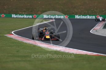 World © Octane Photographic Ltd. Formula 1 – Hungarian GP - Qualifying. Aston Martin Red Bull Racing TAG Heuer RB14 – Daniel Ricciardo. Hungaroring, Budapest, Hungary. Saturday 28th July 2018.