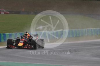 World © Octane Photographic Ltd. Formula 1 – Hungarian GP - Qualifying. Aston Martin Red Bull Racing TAG Heuer RB14 – Daniel Ricciardo. Hungaroring, Budapest, Hungary. Saturday 28th July 2018.