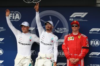 World © Octane Photographic Ltd. Formula 1 – Hungarian GP - Qualifying. Mercedes AMG Petronas Motorsport AMG F1 W09 EQ Power+ - Lewis Hamilton and Valtteri Bottas and Scuderia Ferrari SF71-H – Kimi Raikkonen. Hungaroring, Budapest, Hungary. Saturday 28th July 2018.