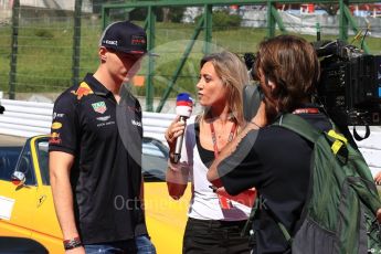World © Octane Photographic Ltd. Formula 1 – Japanese GP - Drivers Parade. Aston Martin Red Bull Racing TAG Heuer RB14 – Max Verstappen. Suzuka Circuit, Japan. Sunday 7th October 2018.
