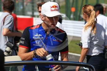 World © Octane Photographic Ltd. Formula 1 – Japanese GP - Drivers Parade. Scuderia Toro Rosso STR13 – Pierre Gasly. Suzuka Circuit, Japan. Sunday 7th October 2018.