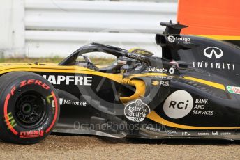 World © Octane Photographic Ltd. Formula 1 – Japanese GP - Practice 3. Renault Sport F1 Team RS18 – Nico Hulkenberg spins off at exit of turn 4. Suzuka Circuit, Japan. Saturday 6th October 2018.
