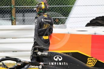 World © Octane Photographic Ltd. Formula 1 – Japanese GP - Practice 3. Renault Sport F1 Team RS18 – Nico Hulkenberg spins off at exit of turn 4. Suzuka Circuit, Japan. Saturday 6th October 2018.