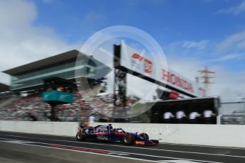 World © Octane Photographic Ltd. Formula 1 – Japanese GP - Practice 3. Scuderia Toro Rosso STR13 – Brendon Hartley. Suzuka Circuit, Japan. Saturday 6th October 2018.