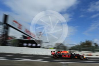 World © Octane Photographic Ltd. Formula 1 – Japanese GP - Practice 3. Aston Martin Red Bull Racing TAG Heuer RB14 – Max Verstappen. Suzuka Circuit, Japan. Saturday 6th October 2018.