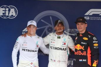 World © Octane Photographic Ltd. Formula 1 – Japanese GP – Qualifying. Mercedes AMG Petronas Motorsport AMG F1 W09 EQ Power+ - Lewis Hamilton and Valtteri Bottas and Aston Martin Red Bull Racing TAG Heuer RB14 – Max Verstappen. Suzuka Circuit, Japan. Saturday 6th October 2018.