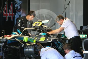 World © Octane Photographic Ltd. Formula 1 – Japanese GP – Pit Lane. Mercedes AMG Petronas Motorsport AMG F1 W09 EQ Power+ - Lewis Hamilton race day setup. Suzuka Circuit, Japan. Sunday 7th October 2018.