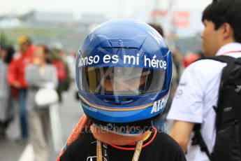 World © Octane Photographic Ltd. Formula 1 – Japanese GP – Fans in the pitlane. Suzuka Circuit, Japan. Thursday 4th October 2018.