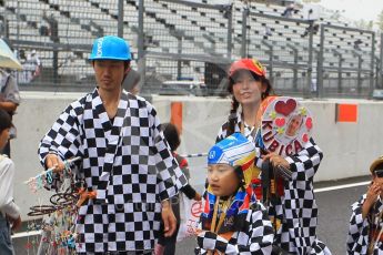 World © Octane Photographic Ltd. Formula 1 – Japanese GP – Fans in the pitlane. Suzuka Circuit, Japan. Thursday 4th October 2018.