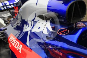 World © Octane Photographic Ltd. Formula 1 – Japanese GP - Pit Lane. Scuderia Toro Rosso STR13 – Brendon Hartley. Suzuka Circuit, Japan. Thursday 4th October 2018.