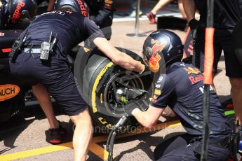 World © Octane Photographic Ltd. Formula 1 – Monaco GP - Practice 3. Aston Martin Red Bull Racing TAG Heuer RB14. Monte-Carlo. Saturday 26th May 2018.