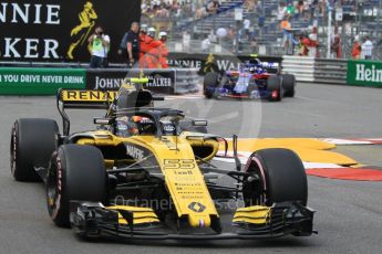 World © Octane Photographic Ltd. Formula 1 – Monaco GP - Practice 2. Renault Sport F1 Team RS18 – Carlos Sainz and Scuderia Toro Rosso STR13 – Pierre Gasly. Monte-Carlo. Thursday 24th May 2018.