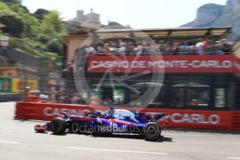 World © Octane Photographic Ltd. Formula 1 – Monaco GP - Qualifying. Scuderia Toro Rosso STR13 – Brendon Hartley. Monte-Carlo. Saturday 26th May 2018.