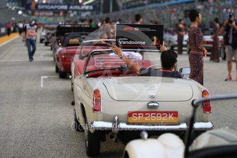 World © Octane Photographic Ltd. Formula 1 – Singapore GP - Drivers Parade. McLaren MCL33 – Stoffel Vandoorne. Marina Bay Street Circuit, Singapore. Sunday 16th September 2018.