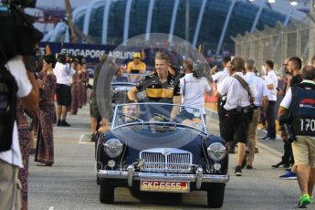 World © Octane Photographic Ltd. Formula 1 – Singapore GP - Drivers Parade. Renault Sport F1 Team RS18 – Nico Hulkenberg. Marina Bay Street Circuit, Singapore. Sunday 16th September 2018.