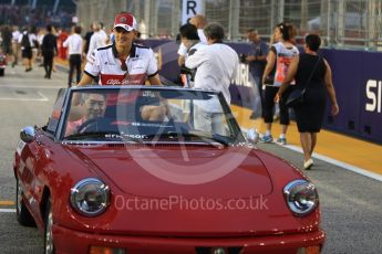 World © Octane Photographic Ltd. Formula 1 – Singapore GP - Drivers Parade. Alfa Romeo Sauber F1 Team C37 – Marcus Ericsson. Marina Bay Street Circuit, Singapore. Sunday 16th September 2018.