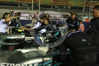 World © Octane Photographic Ltd. Formula 1 – Singapore GP - Drivers Parade. Mercedes AMG Petronas Motorsport AMG F1 W09 EQ Power+ - Valtteri Bottas. Marina Bay Street Circuit, Singapore. Sunday 16th September 2018.