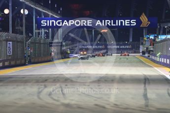 World © Octane Photographic Ltd. Formula 1 – Singapore GP – Race. Mercedes AMG Petronas Motorsport AMG F1 W09 EQ Power+ - Lewis Hamilton leads under safety car. Marina Bay Street Circuit, Singapore. Sunday 16th September 2018.