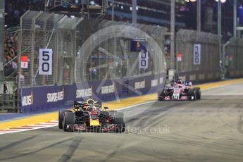 World © Octane Photographic Ltd. Formula 1 – Singapore GP - Race. Aston Martin Red Bull Racing TAG Heuer RB14 – Daniel Ricciardo. Marina Bay Street Circuit, Singapore. Sunday 16th September 2018.