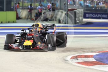 World © Octane Photographic Ltd. Formula 1 – Singapore GP - Race. Aston Martin Red Bull Racing TAG Heuer RB14 – Daniel Ricciardo. Marina Bay Street Circuit, Singapore. Sunday 16th September 2018.