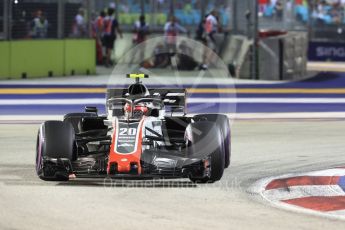 World © Octane Photographic Ltd. Formula 1 – Singapore GP - Race. Haas F1 Team VF-18 – Kevin Magnussen. Marina Bay Street Circuit, Singapore. Sunday 16th September 2018.