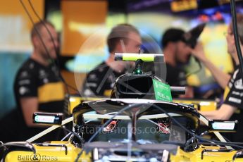 World © Octane Photographic Ltd. Formula 1 – Singapore GP - Thursday Pit Lane. Renault Sport F1 Team RS18. Marina Bay Street Circuit, Singapore. Thursday 13th September 2018.